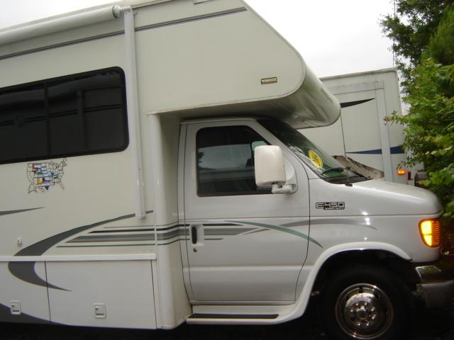 Used 2004 Winnebago Minnie 30V Class C For Sale